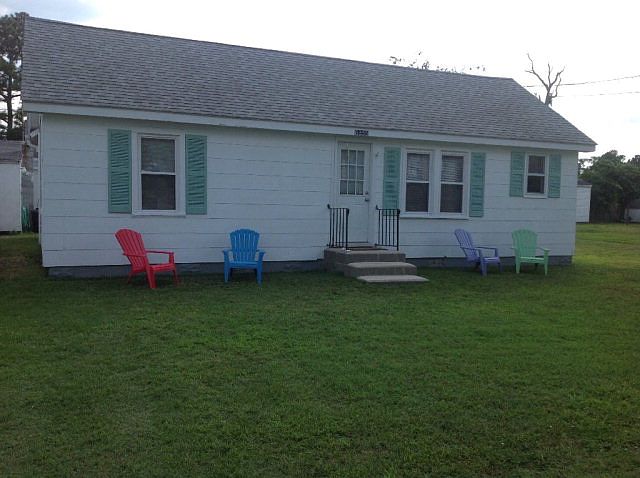 1st image of 6355 Circle Dr