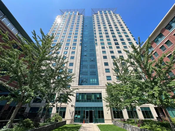 1 Nassau St Unit 1104, Boston, MA 02111