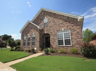 3155 Robert Ott Cir, Conway, AR 72034