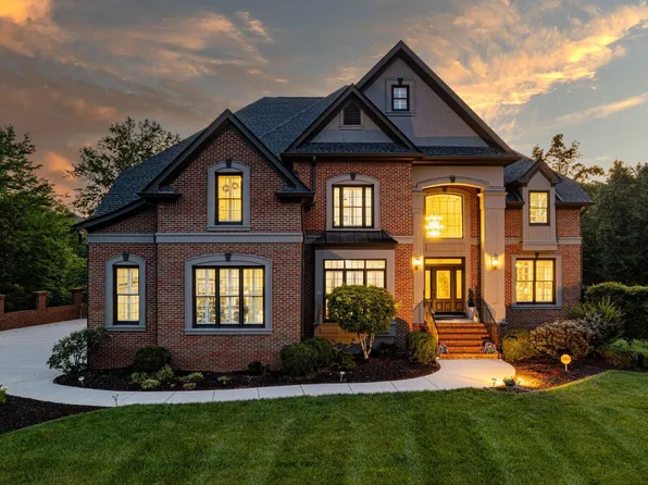 4 Saint Ives Way, Signal Mountain, TN 37377