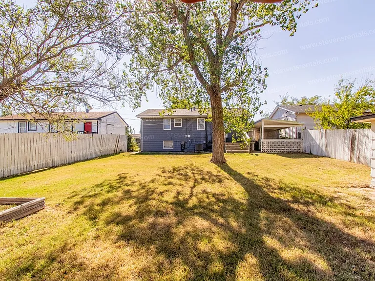 5311 NW Elm Ave — Photo 12