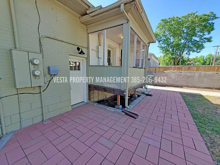 2223 Adams Ave #B — Photo 3