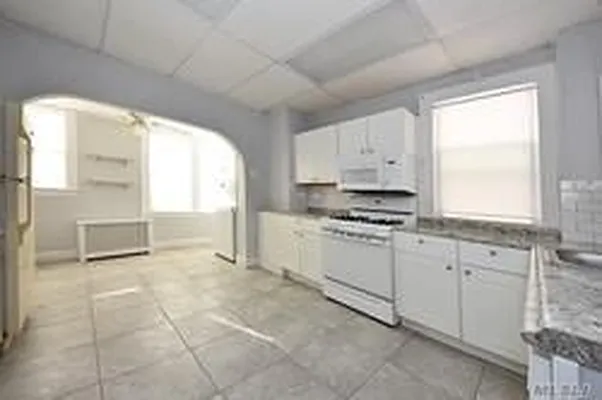Rented by Alexander Madison Realty | media 19