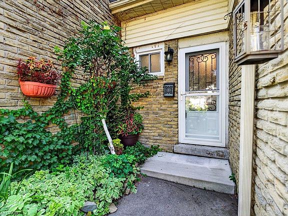 3rd image of 100 Quigley Rd #85