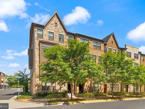 3rd image of 20754 Wood Quay Dr