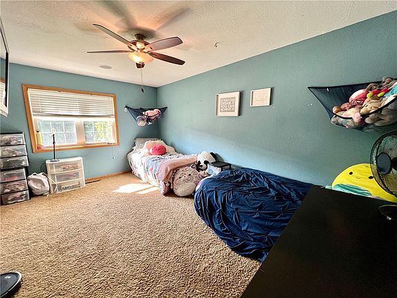 4th image of 601 Van Horne Cir