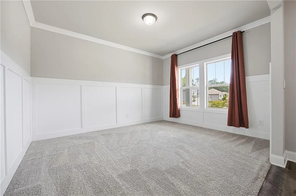 5 bed, 3.0 bath, 2742 sqft, $2,750 — Photo 4