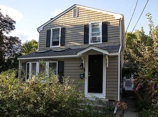 41 Bradford St, Warren, RI 02885
