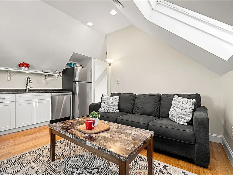 2512 Massachusetts Ave #3 — Photo 4