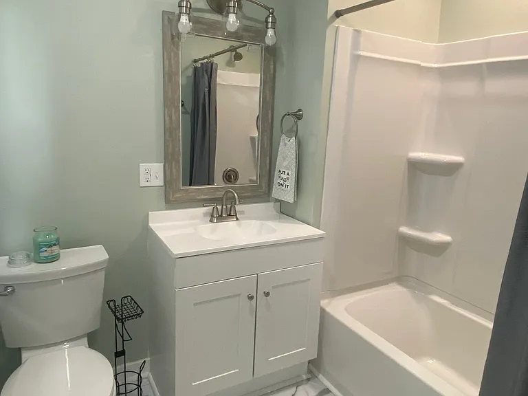 461 Oakwood Ave — Photo 13