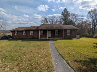 14080 Dennis Dr, Bristol, VA 24202