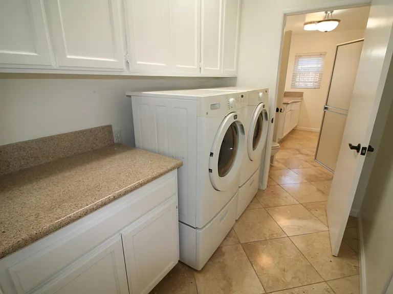 8318 Gonzaga Ave — Photo 17