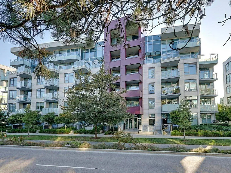 5033 Cambie St #604 — Photo 28