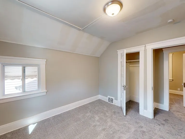 3065 W 105th St — Photo 30