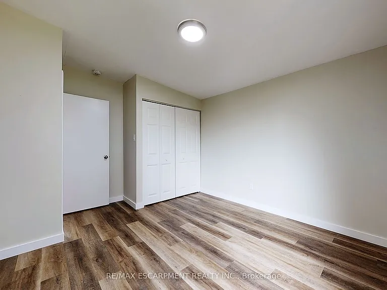 65 Fielding Cres #UPPER — Photo 14