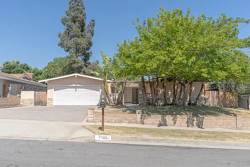 7325 Layton St Photo 1