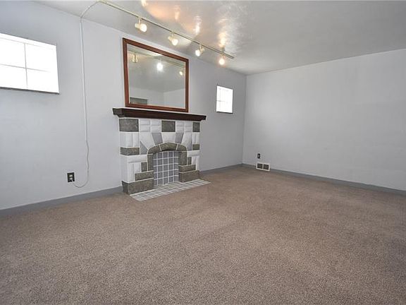 4th image of 1724 Creedmoor Ave