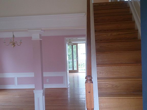2nd image of 813 Catoctin Cir NE