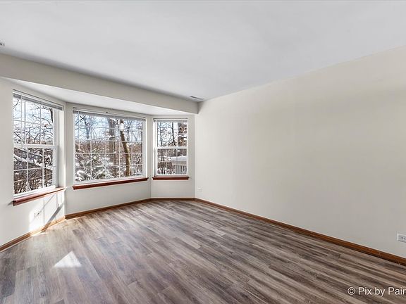 5th image of 34 S Macgillis Dr