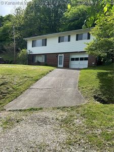 5209 Elk River Rd N, Elkview, WV, 25071