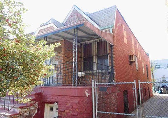 1st image of 606 E 91st St