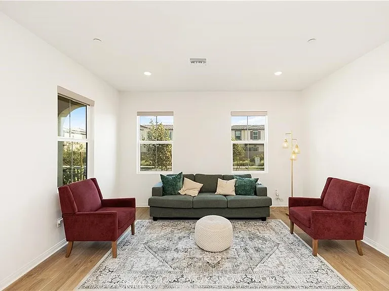 3906 E Coronado Privado — Photo 6