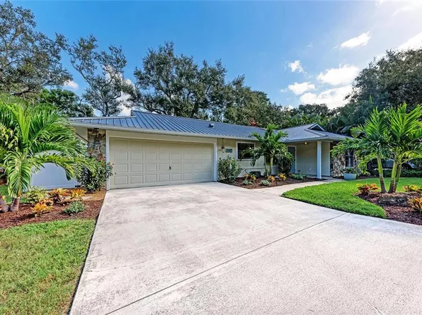 6910 Arbor Oaks Ct, Bradenton, FL 34209