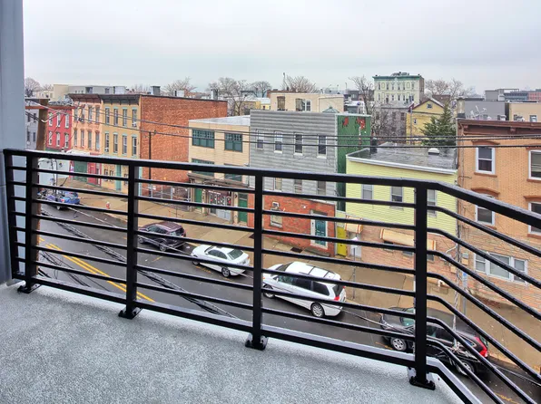 391 Palisade Ave Unit 404, Jersey City, NJ 07307