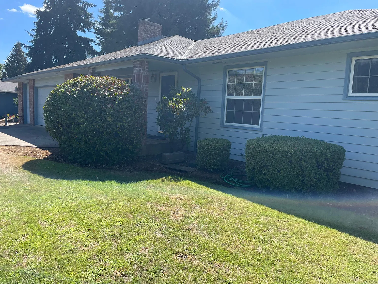 3 bed, 1.5 bath, 1281 sqft, $2,250 — Photo 2