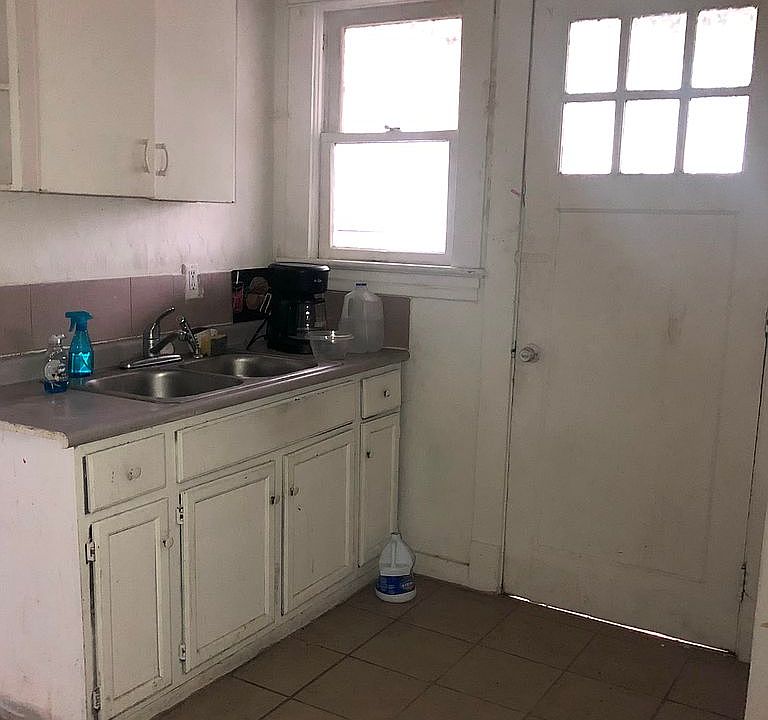 733 Crandall Ave, Youngstown, OH 44510 Zillow