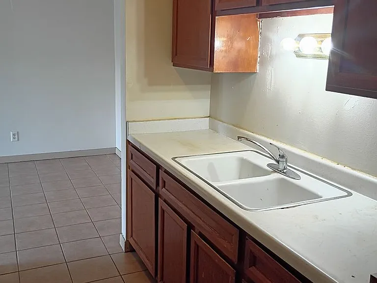 Sation Hills Apartments in Kenosha, WI — Photo 10