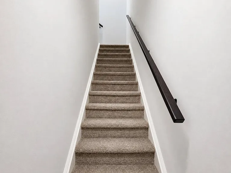 824 Woolwich St #110 — Photo 4