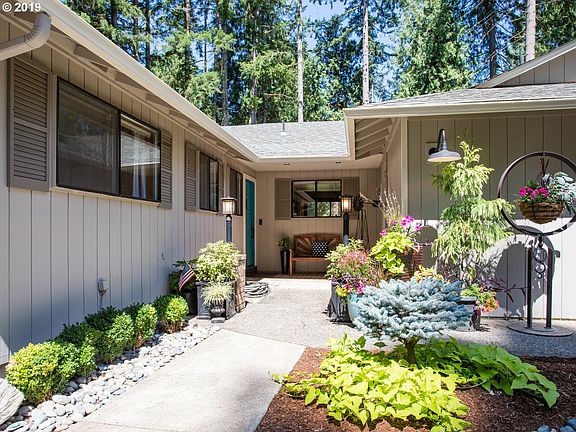 2nd image of 20508 NE 122nd St