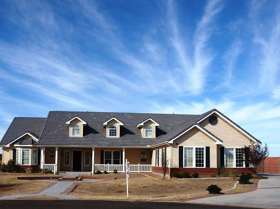 1st image of 2736 N Terrace Cir