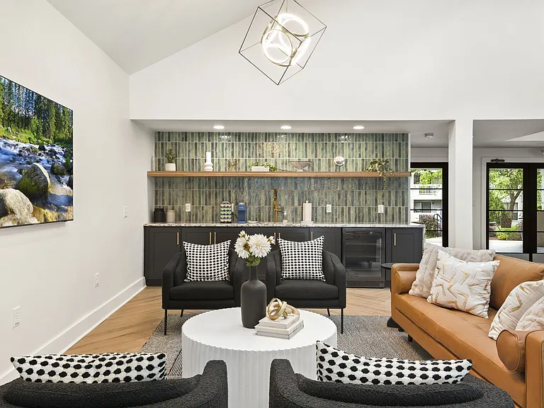 The Bailey Apartments — Photo 22