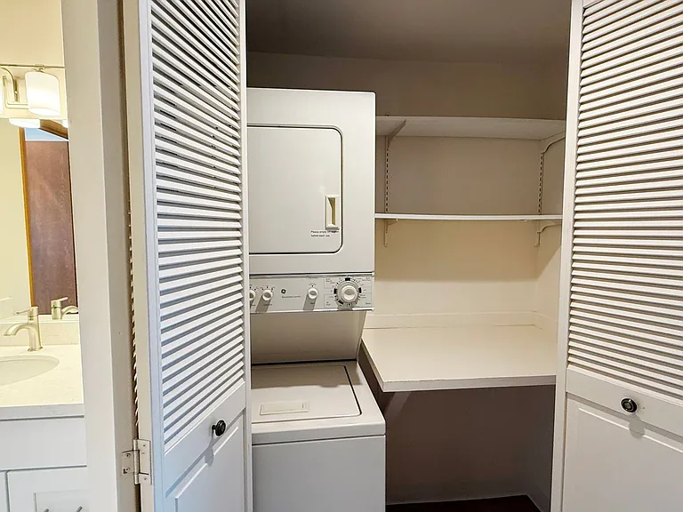 The Sandridge, LLC — Photo 43