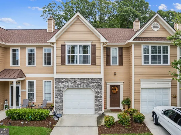 6410 Silvertide Way, Flowery Branch, GA 30542