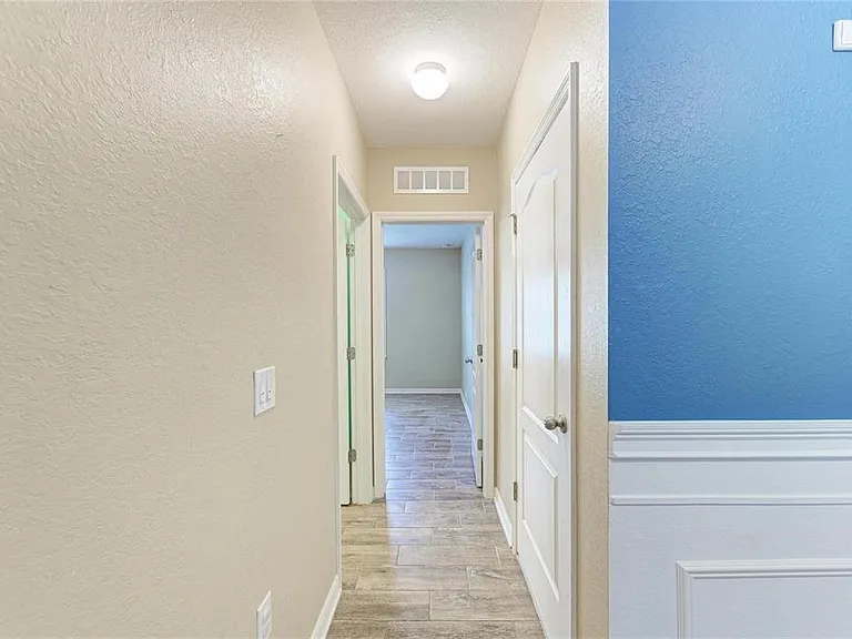 2084 La Palma Ave — Photo 11