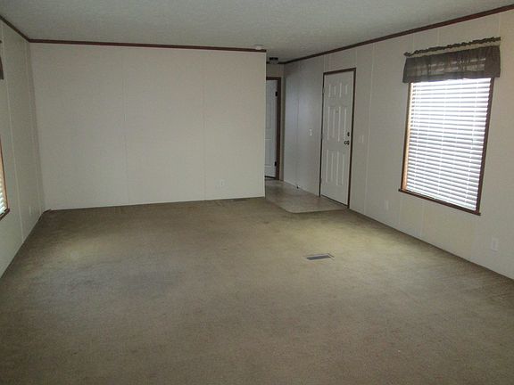 3rd image of 1139 Lincoln Ave Lot 25