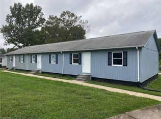 233 School St, Burlington, NC 27215