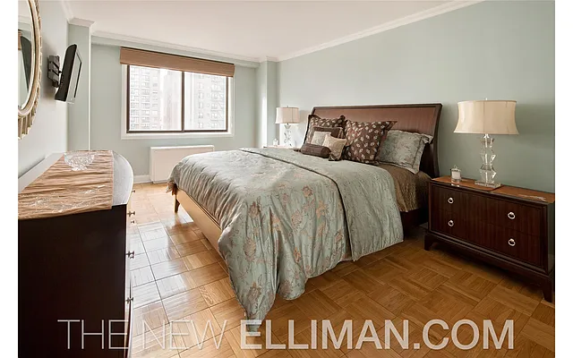Sold by Douglas Elliman | media 19