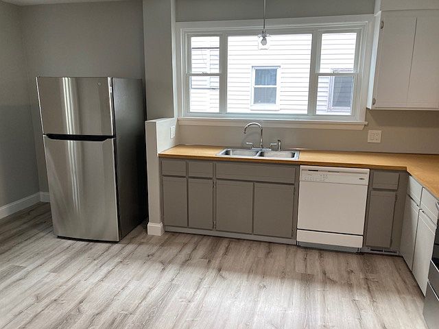 1st image of 62 1st St #1