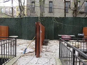 Rented by Rennit Inc.