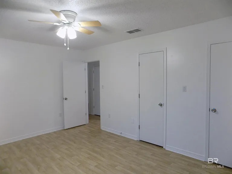 23266 Wilson Dr — Photo 7
