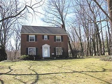 1st image of 686 Ardleigh Dr