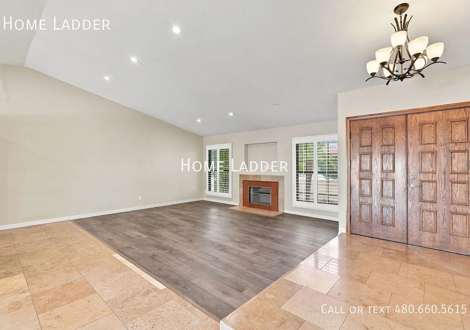 Beautiful 3 Bedroom, 2 Bathroom Tempe Home with Sparkling Pool! — Photo 2