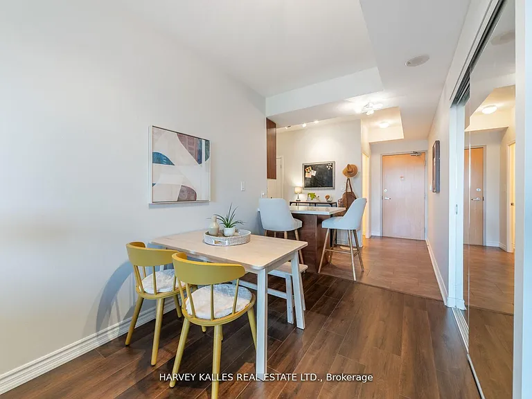 3865 Lake Shore Blvd W #421 — Photo 6