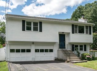 65 Harold Rd, Farmington, CT 06032