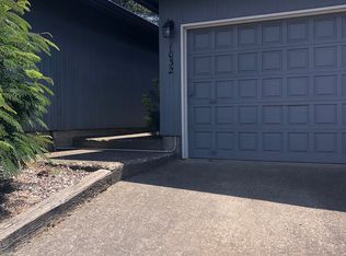 1032 Hazelwood Dr #1032, Oregon City, OR 97045