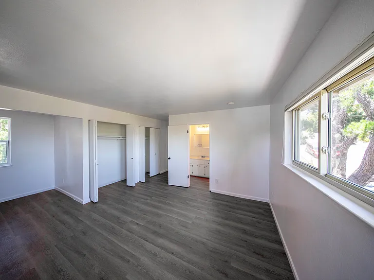 2022 Ascot Dr — Photo 27